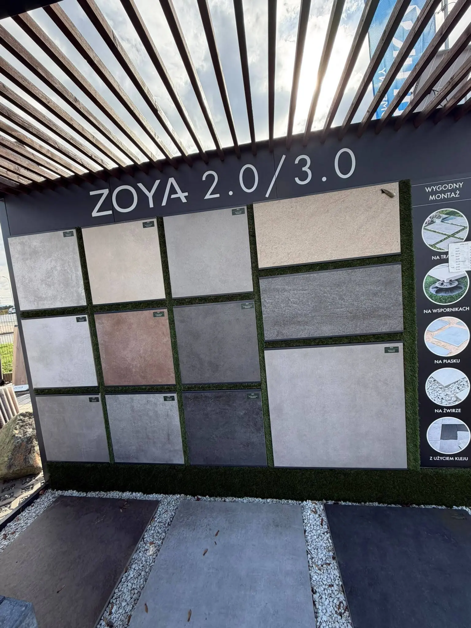 Wzornik płyt Zoya pod zadaszeniem